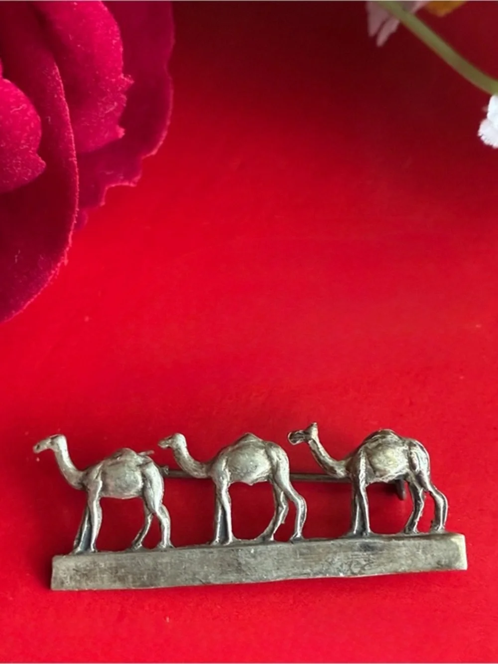 Vintage Silver Camel Caravan Brooch
